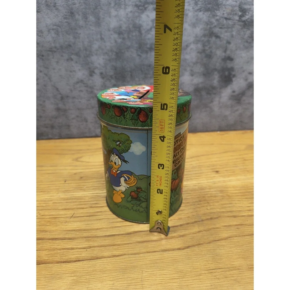 Vintage Disney Strawberry Bank Tin FantasyLand Strawberry‎ Donald Mickey Dwarves